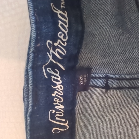 Universal Thread jean shorts 2 26 - Picture 3 of 3